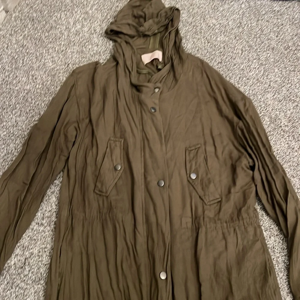 Light Jacket - Picture 2 of 3